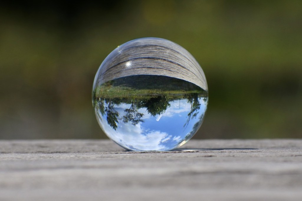 Le monde à&nbsp;l’envers