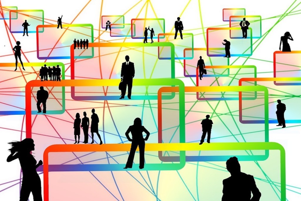 Tout le monde – Quelqu’un – Chacun – et Personne..