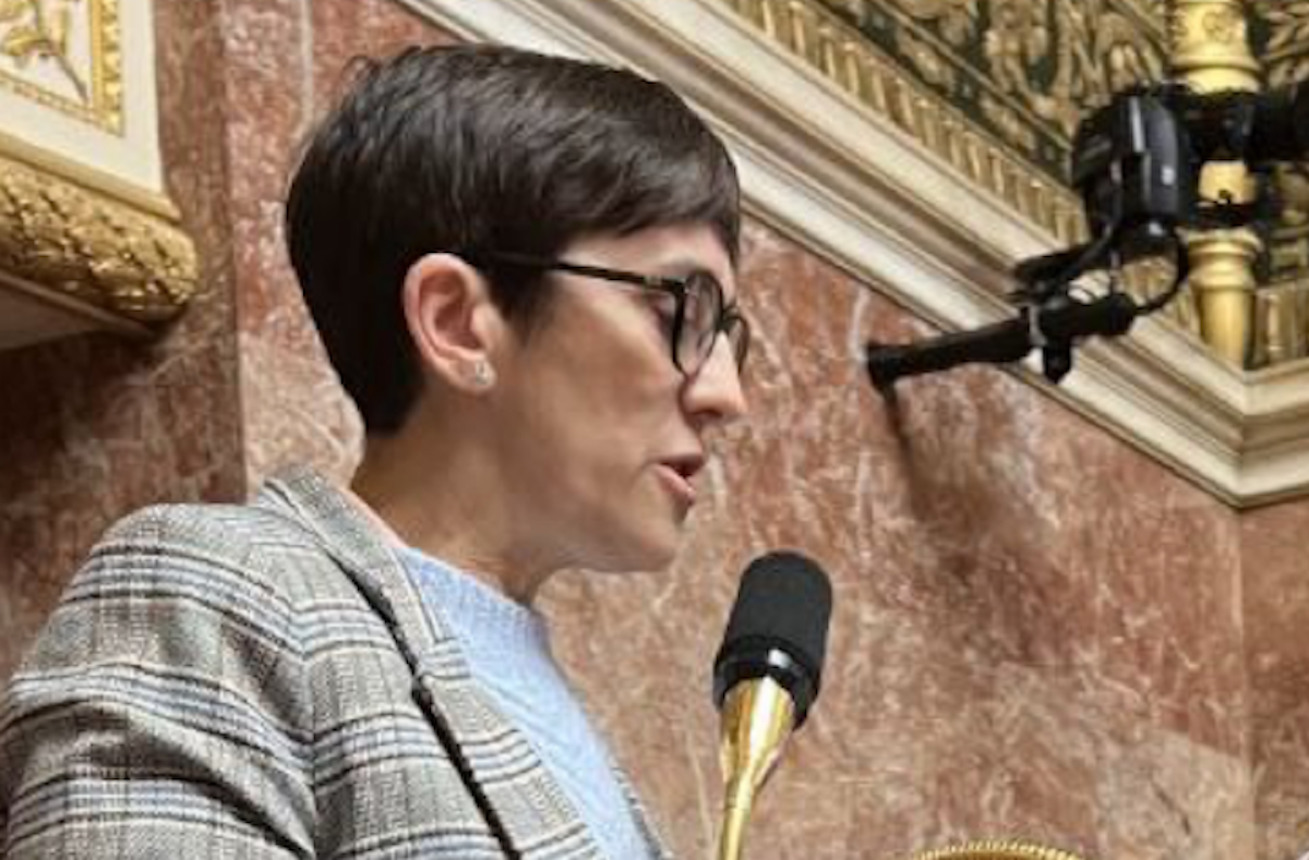 Pas besoin d’être grossier pour « défendre le peuple ». La preuve par Lisette Pollet