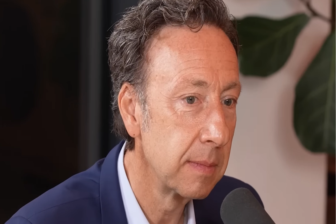 Éoliennes : Stéphane Bern s’insurge