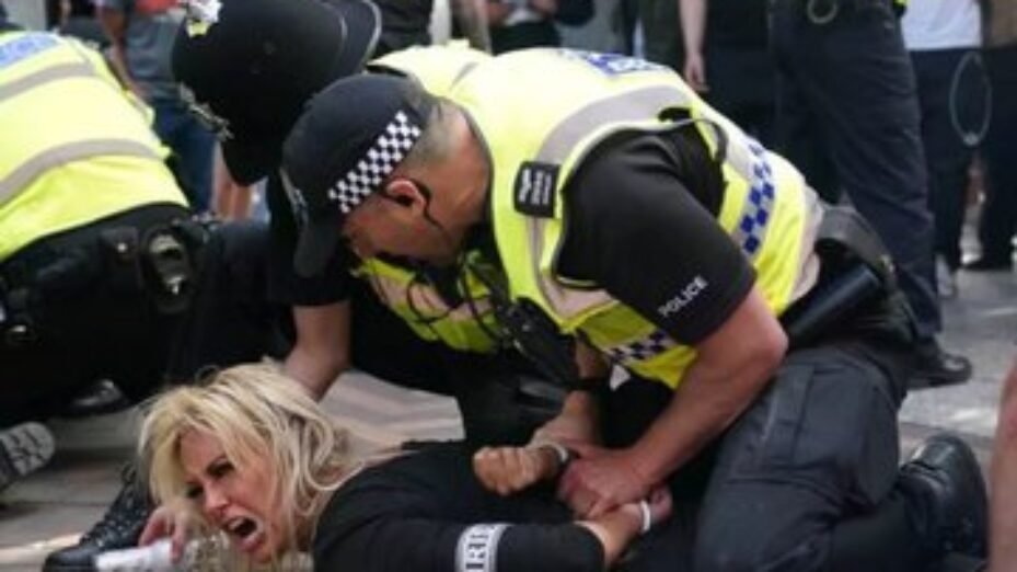 Émeutes au Royaume-Uni : la diabolisation médiatique d’une révolte&nbsp;légitime