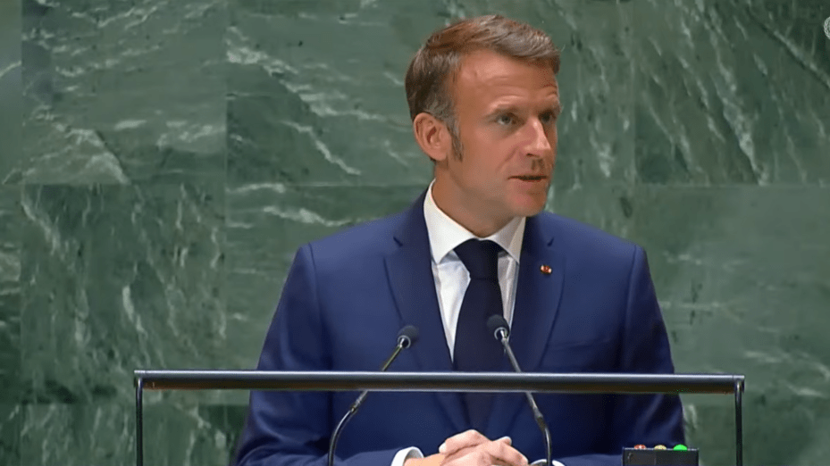 Emmanuel Macron, le dernier immigrationniste d’Europe