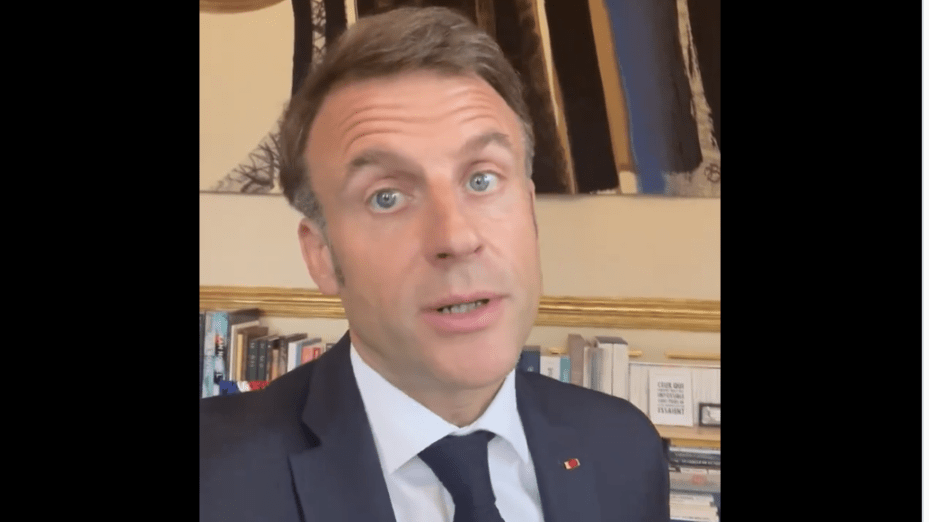 Provocation, agitation, exhibition : la méthode&nbsp;Macron