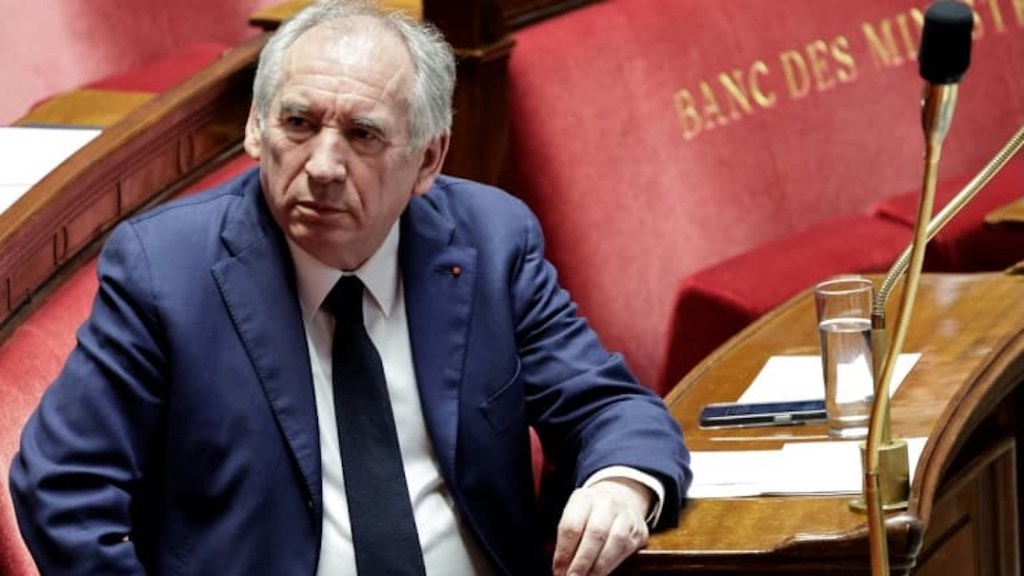 Consultation générale du « docteur » F. Bayrou : la France au chevet des économistes (par Gérard&nbsp;Bayon)