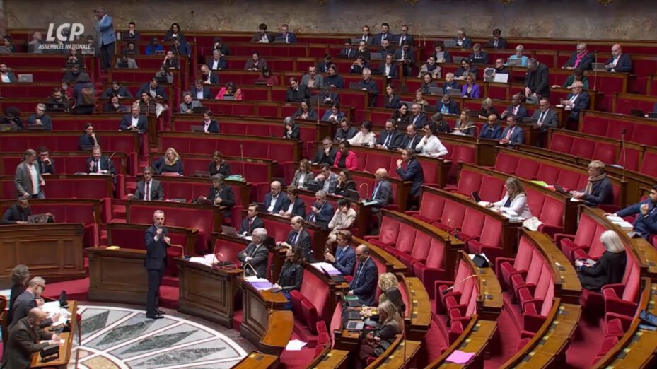 Rafale de lois immigrationnistes à l’Assemblée&nbsp;nationale