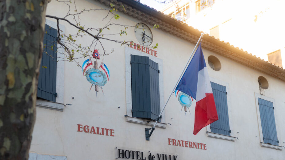 « Le mot liberté va disparaître du fronton de nos mairies »