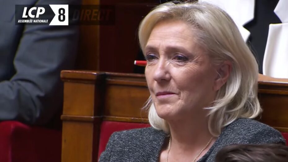 Marine Le Pen, envers et contre tous